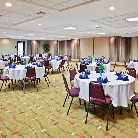 Holiday Inn Express Hotel & Suites Albany By Ihg Dış mekan fotoğraf