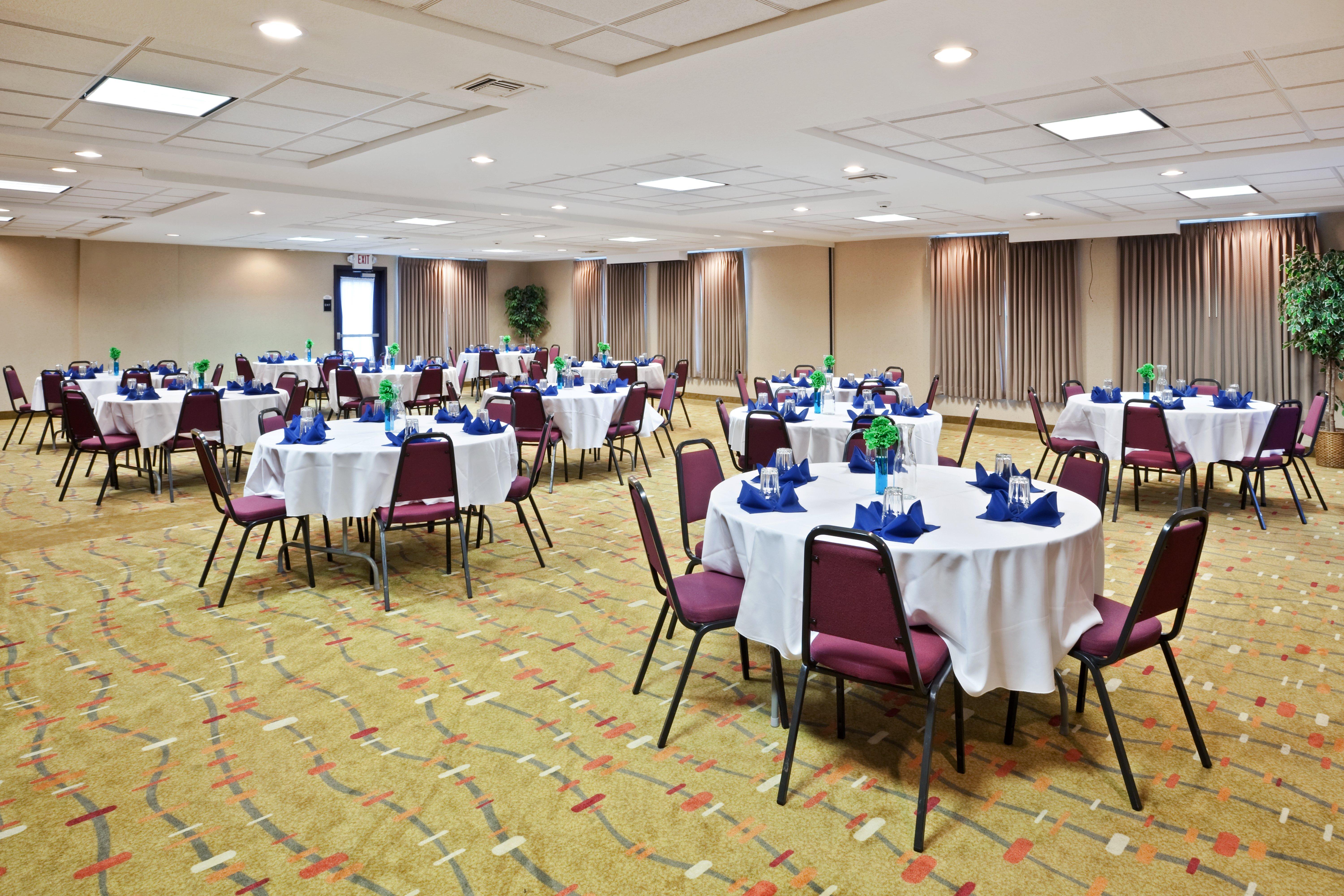 Holiday Inn Express Hotel & Suites Albany By Ihg Dış mekan fotoğraf