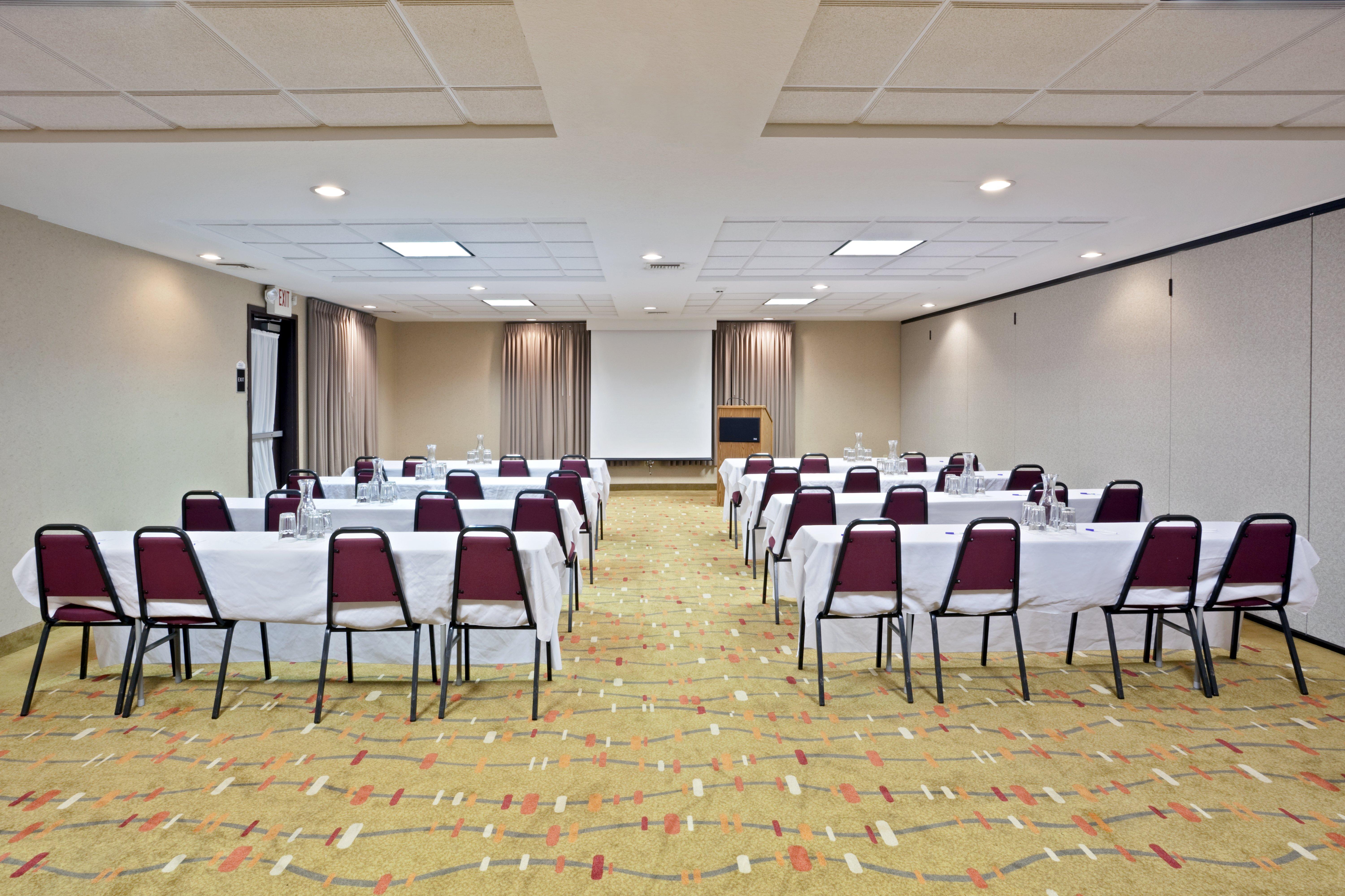Holiday Inn Express Hotel & Suites Albany By Ihg Dış mekan fotoğraf