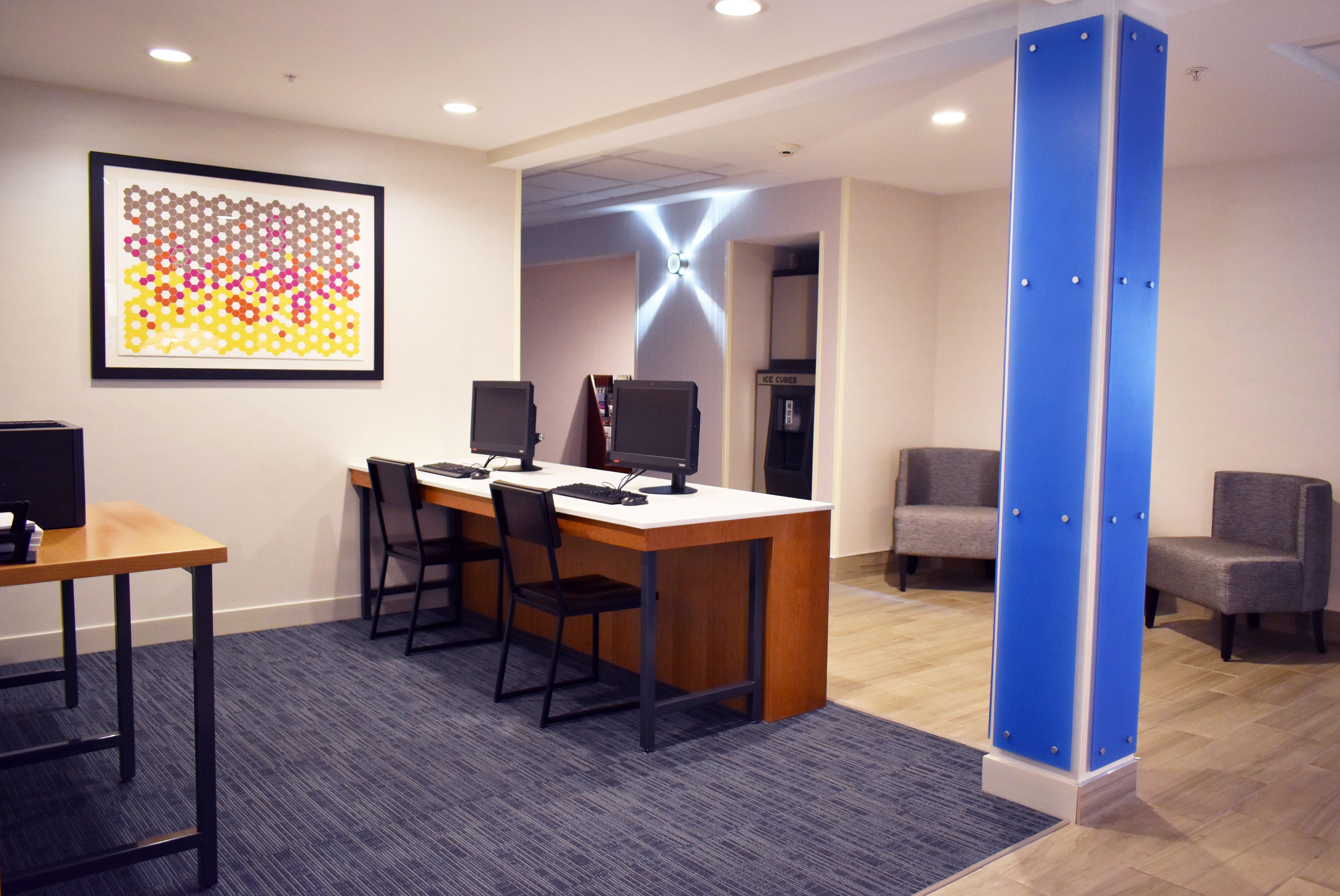 Holiday Inn Express Hotel & Suites Albany By Ihg Dış mekan fotoğraf